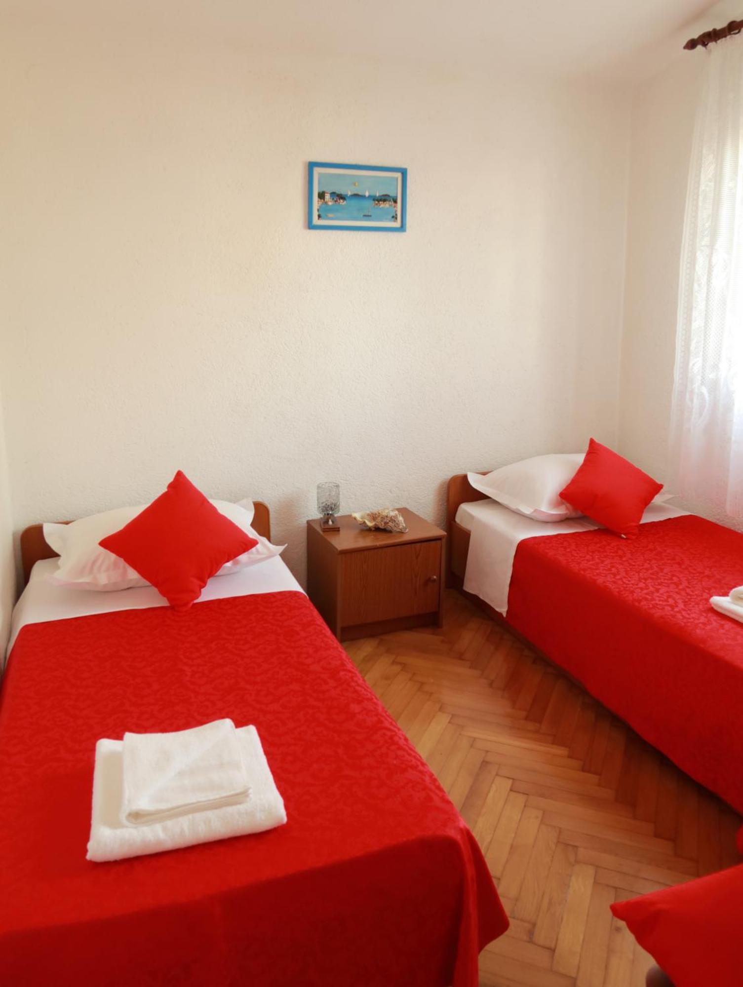 Apartments Ivanka Трогир Экстерьер фото